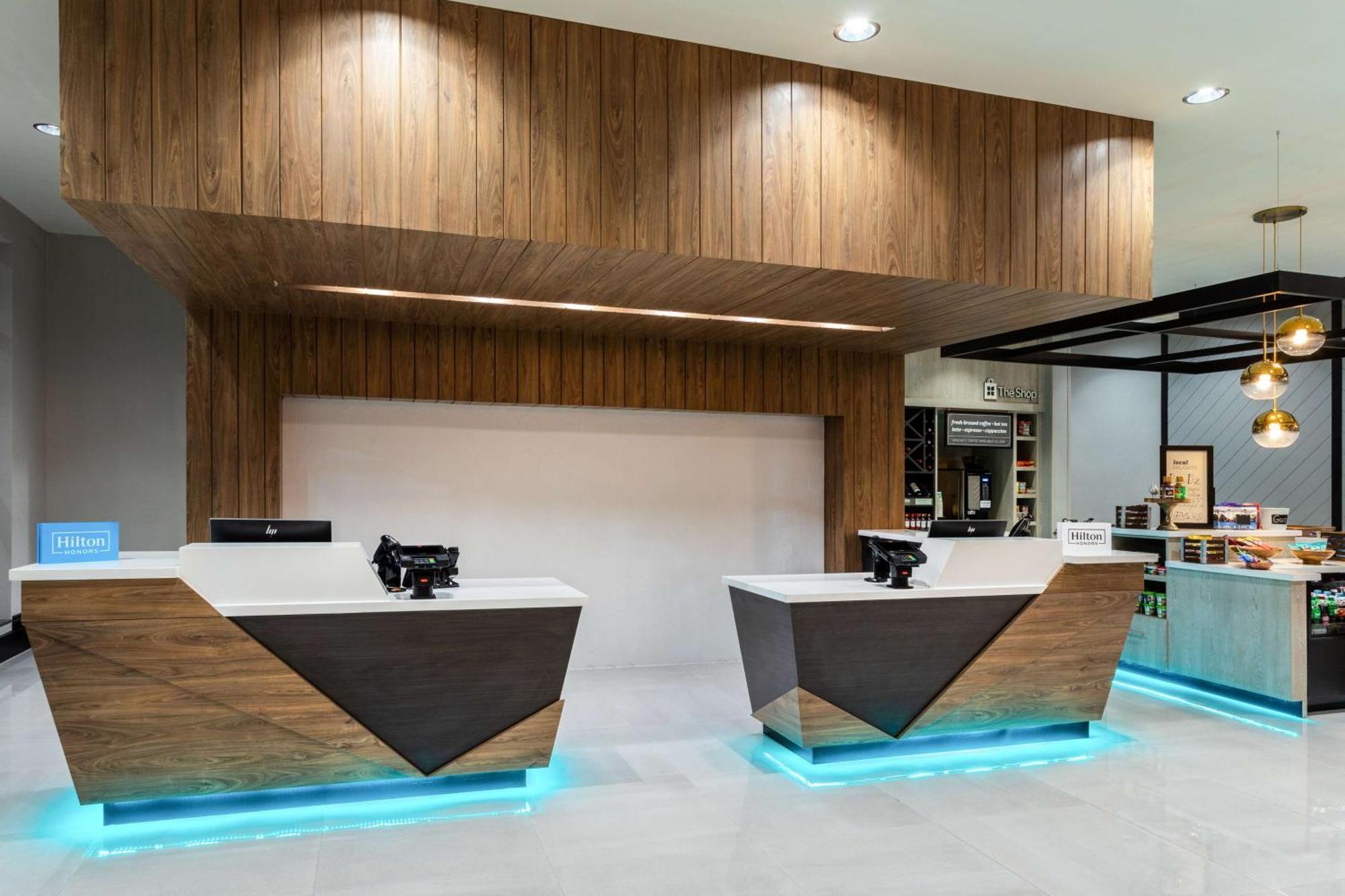 Hilton Garden Inn Hays, Ks Bagian luar foto