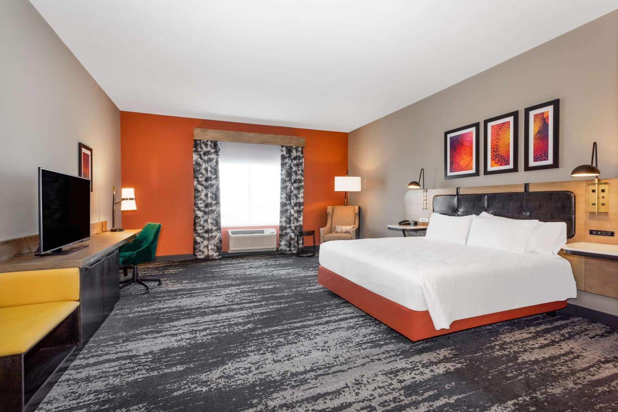 Hilton Garden Inn Hays, Ks Bagian luar foto
